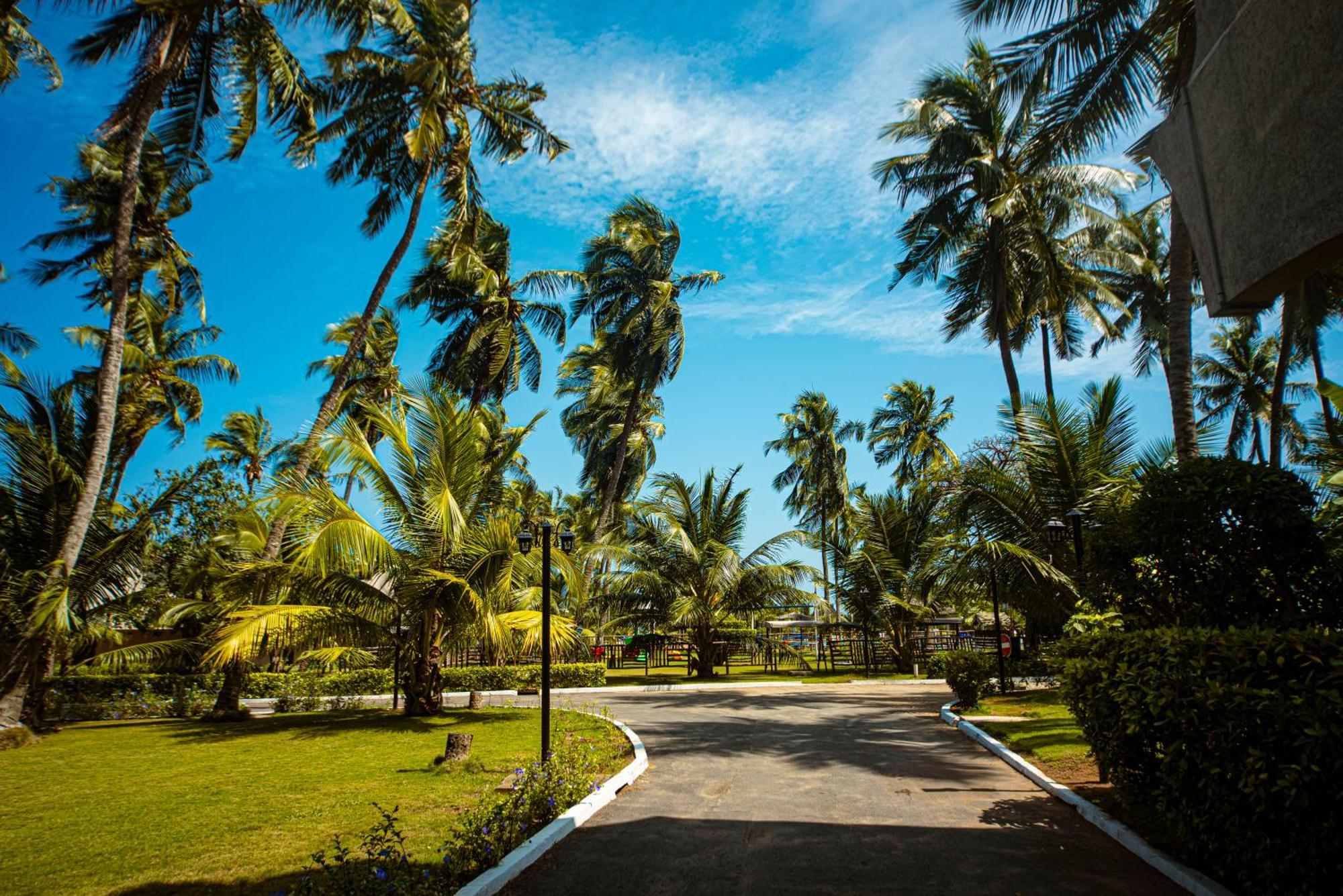 Hotel Sarakawa Lomé Exterior foto
