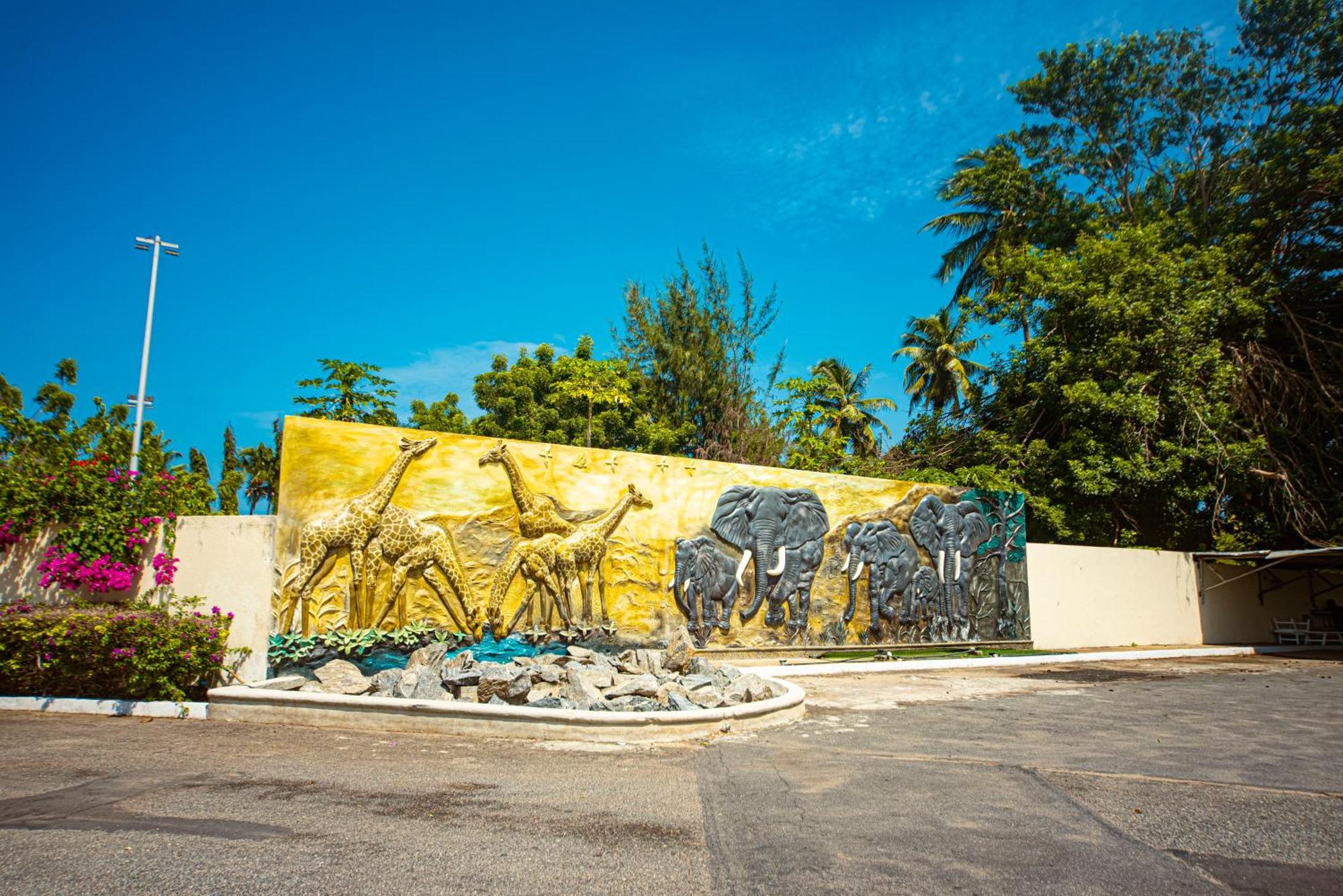Hotel Sarakawa Lomé Exterior foto