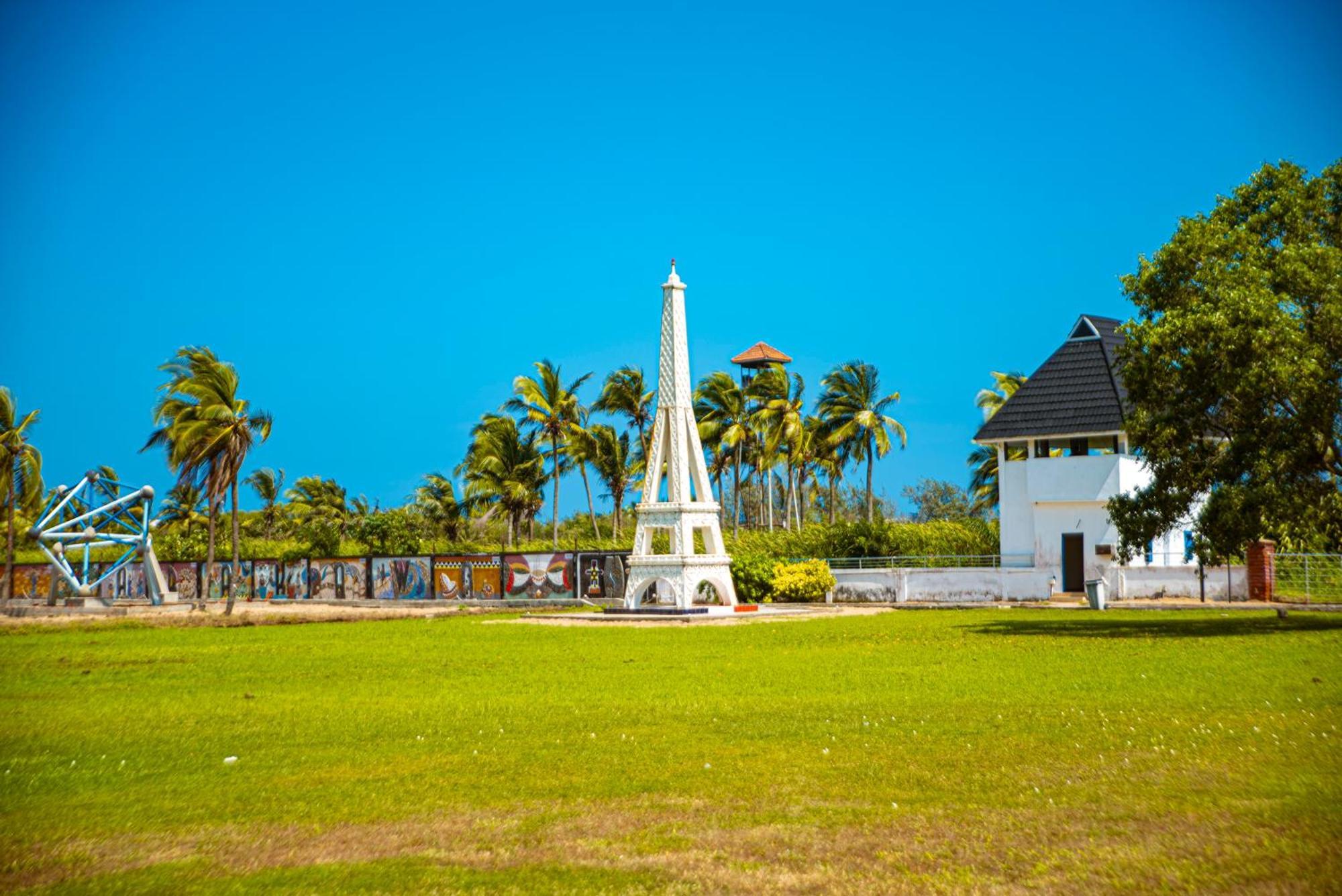 Hotel Sarakawa Lomé Exterior foto